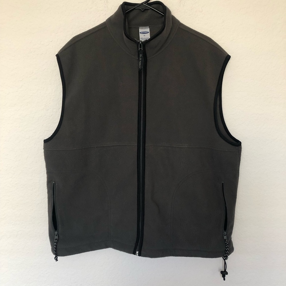 Old Navy Men’s Fleece Full Zip Sleeveless Outdoor Lightweight Vest